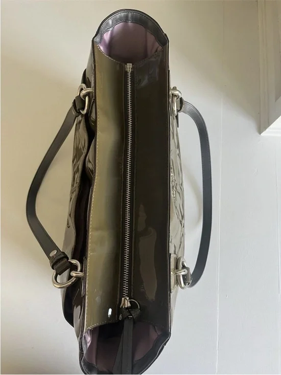 Coach Olive Green Op Art Embossed Patent Leather East West Gallery Tote - Picture 5 of 16